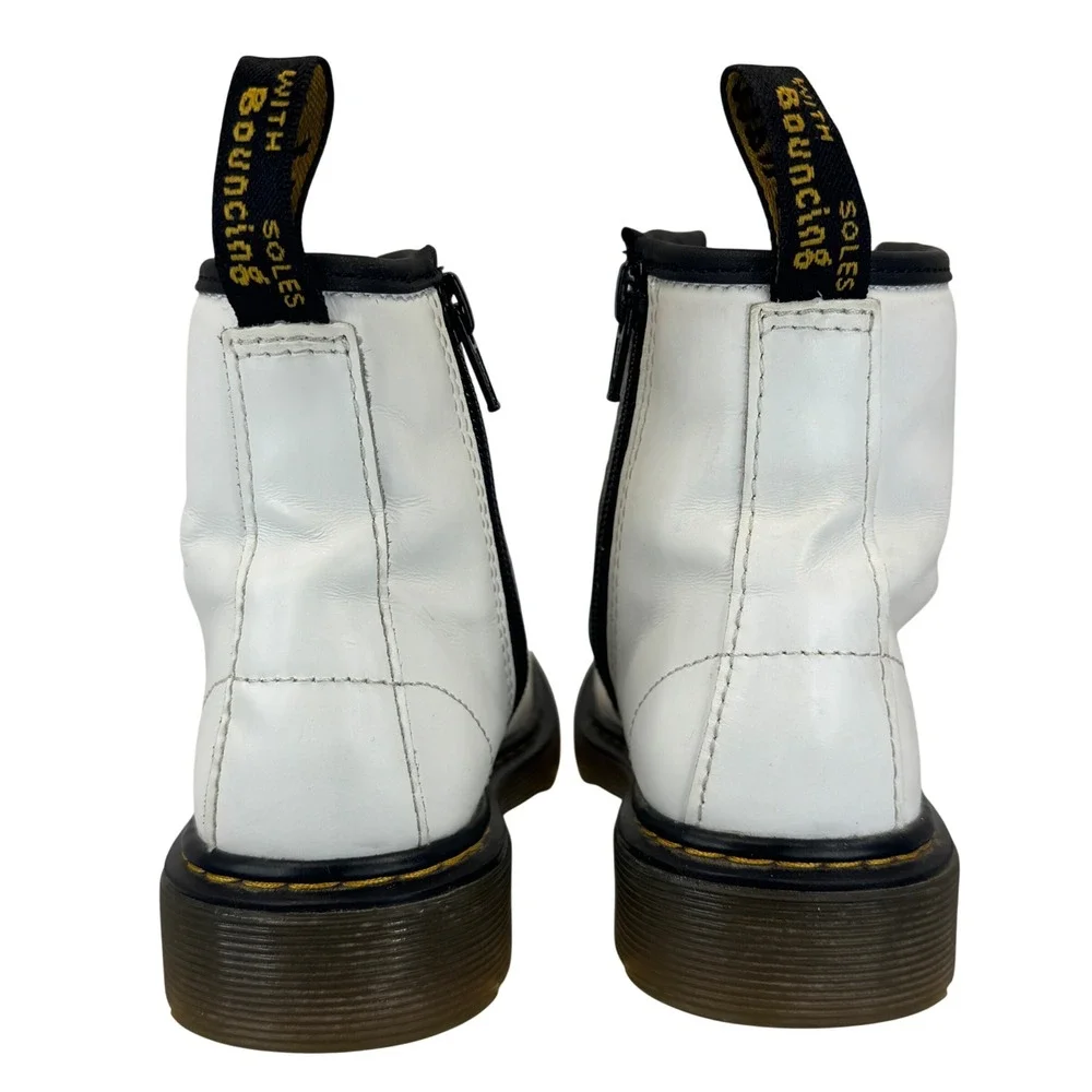 Dr‎ Martens 1460 J Kids White Leather Combat Boots Youth US 12 EU 29 Lace Up